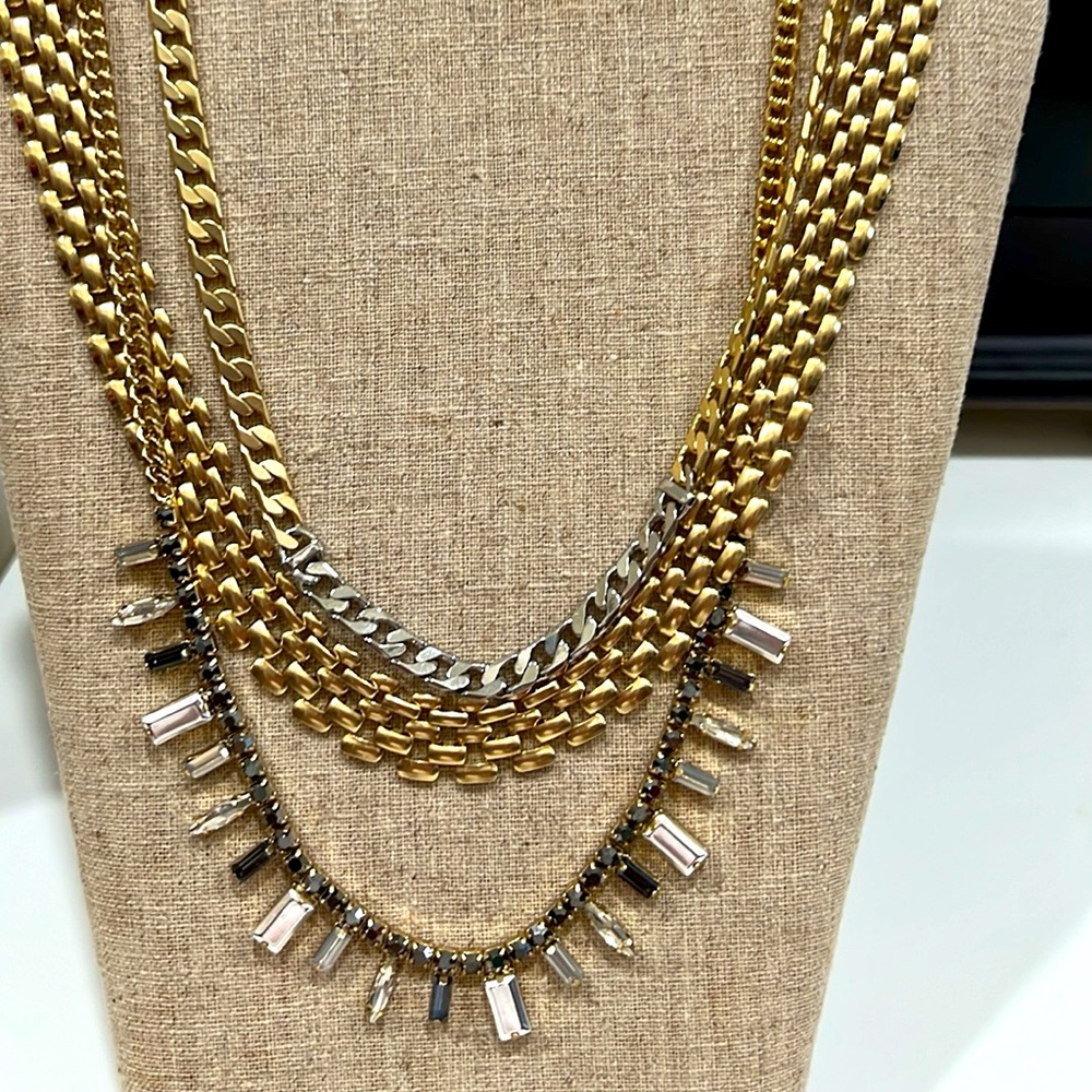Stella & Dot maxed out crystal statement necklace